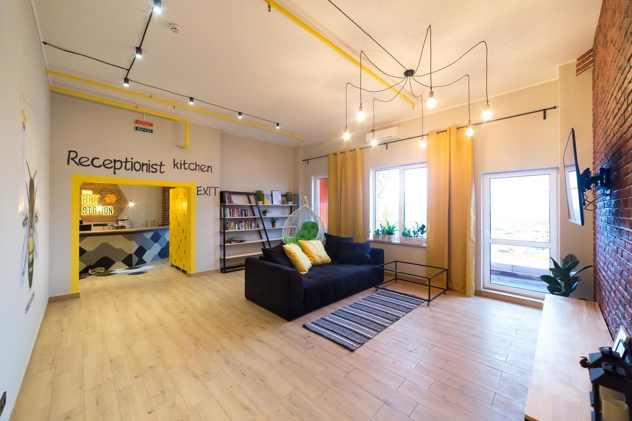 Hotel Bee Station Київ Екстер'єр фото